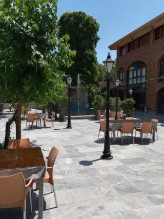 باغ رستوران عمارت پایپار