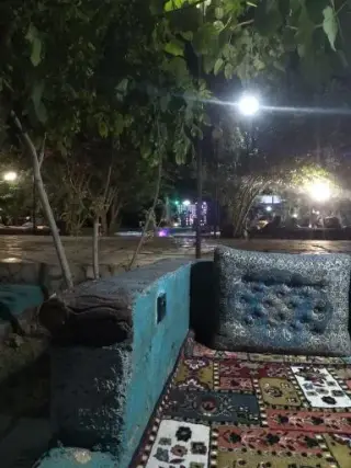 کافه رستوران اهورا