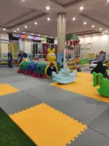 خانه کودک وشهربازی لبوبو