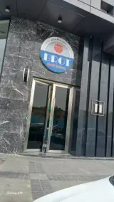 کافه بیکری بروت