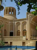 کافه چمان سرای جهانگرد
