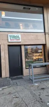 کافه بیکری تیرول