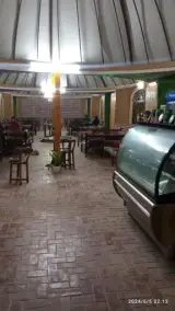 کافه رستوران سنتی نریمان