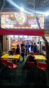 مرغ سوخاری و پیتزا کیلویی سوخارچی