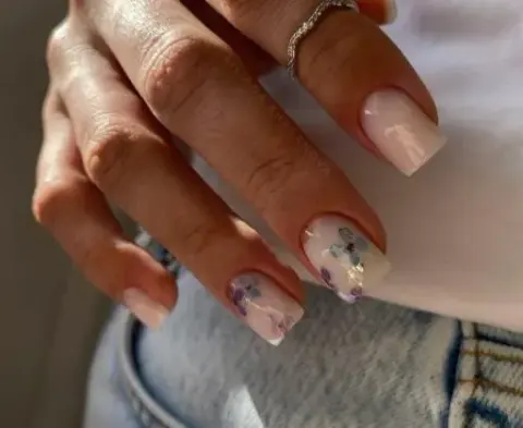 سالن کاشت ناخن و مژه نیل لوکس