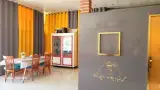 رستوران و بیرون بر چکاوک