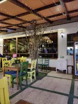 کافه رستوران باغ زیتون