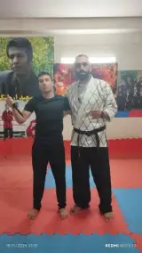 آکادمی دفاع شخصی و کیک بوکسینگ استاد احمدرضا عبدلی