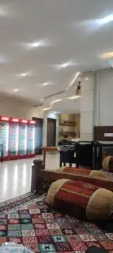 رستوران تخت طاووس