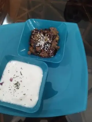 کافه گالری و رستوران کوردی کانی