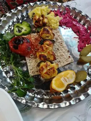 کافه رستوران شایلی لند