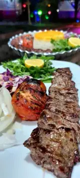 باغ رستوران فرحزاد