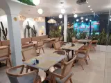 کافه رستوران لندو