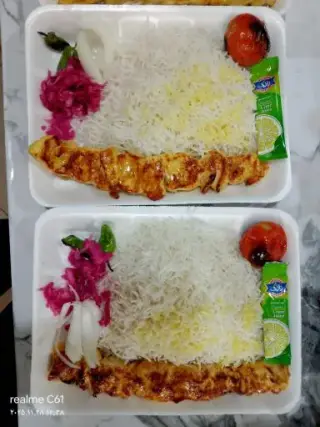 رستوران سرچشمه