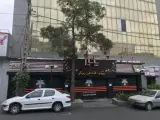 کافه رستوران پاییز شعبه صادقیه
