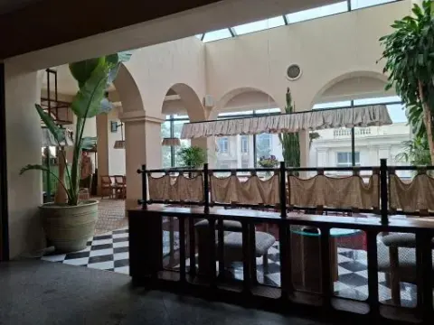 کافه رستوران بلا ویستا