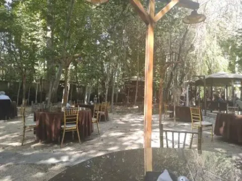 رستوران ریور ساید