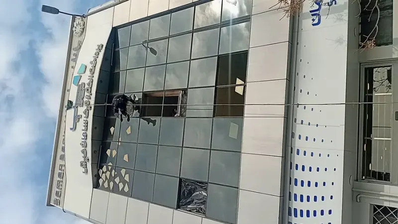 تعمیرات درب وپنجره آلومینیوم وupvc زاگرس