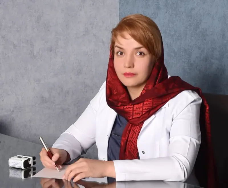 دکتر رقیه حاجی زاده فوق تخصص قلب و عروق