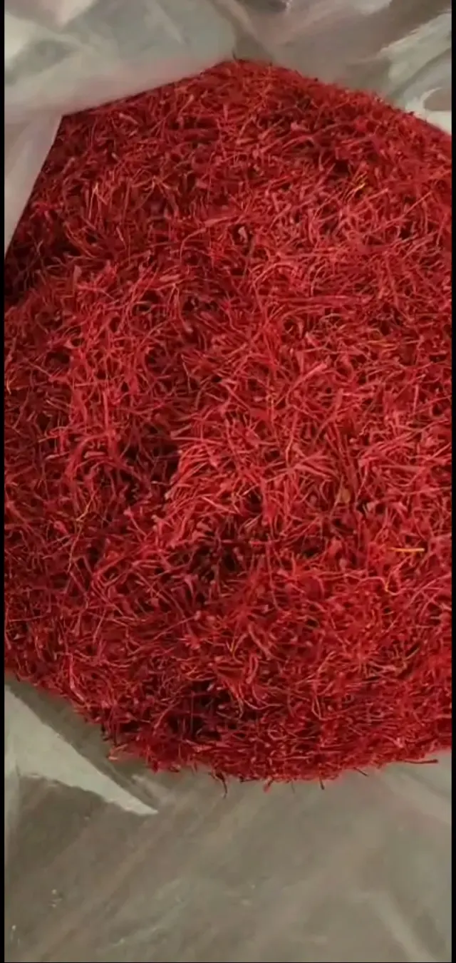 فروش زعفران سوپرنگین صادراتی درجه یک