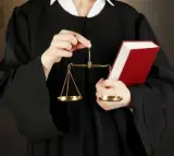 مریم حیدری - وکیل پایه یک دادگستری