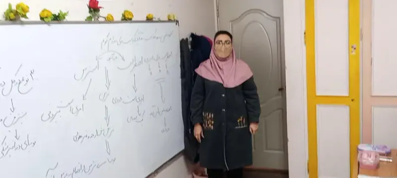 متوسطه اول و دبستان دخترانه دوراندیشان