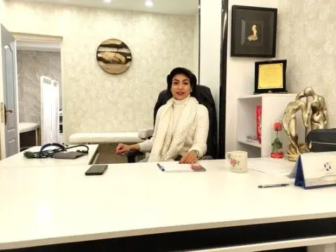 دکتر فاطمه یعقوبی آوه