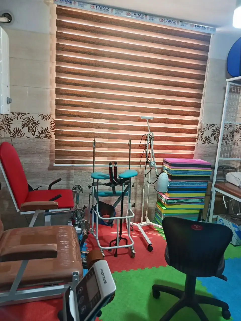 کلینیک توانبخشی و کاردرمانی