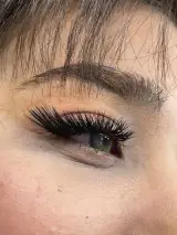 مرکز تخصصی کاشت و اکستنشن مژه عسل