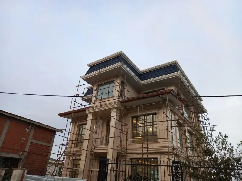 نصاب سقف های شیبدار و شیروانی پوشش کار