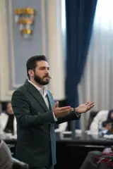 فن بیان و سخنوری آکادمی مجید میرزایی