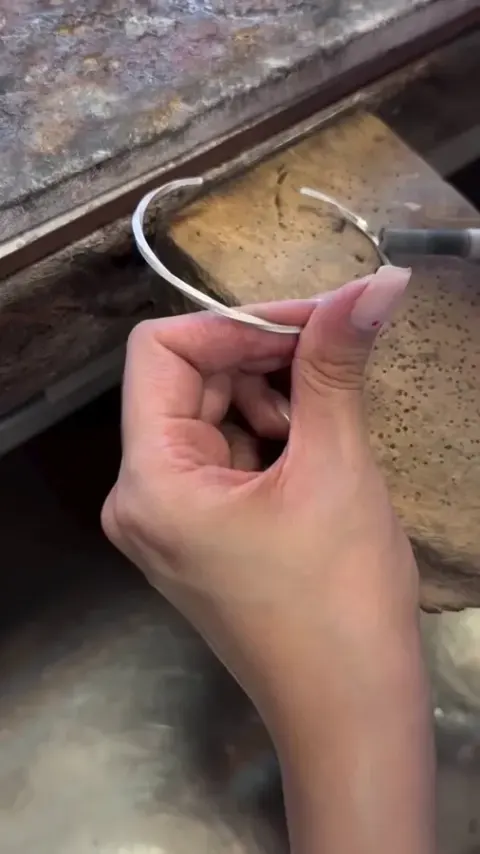 آموزشگاه طلاسازی و جواهرسازی کیا