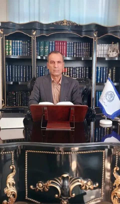 وکیل پایه یک دادگستری مجید برزگری