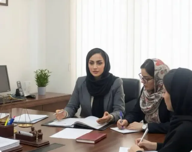 وکیل پایه یک دادگستری فریبا عزیزپوریان