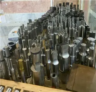 سنبه و ماتریس ، سمبه و تیغ گیوتین ، پانچ