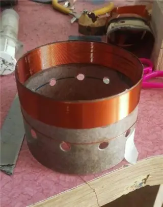 تعمیر انواع باند ، بلندگو ،ساب آمپ و ضبط در اصفهان