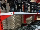 تعمیرات صندلی اداری و آرایشگاهی در محل