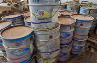 خریدار رنگ و مواد شیمیایی تاریخ گذشته و مازاد در محل