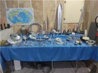 خدمات فرز cnc سه و چهار و پنج محور همزمان