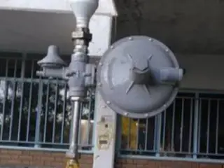 اجرای لوله کشی گاز
