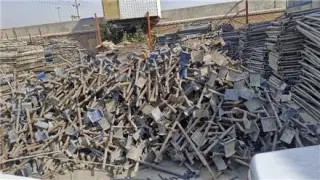 فروش انواع اسکافلد و جک فلزی و سرجک نو و دست دوم