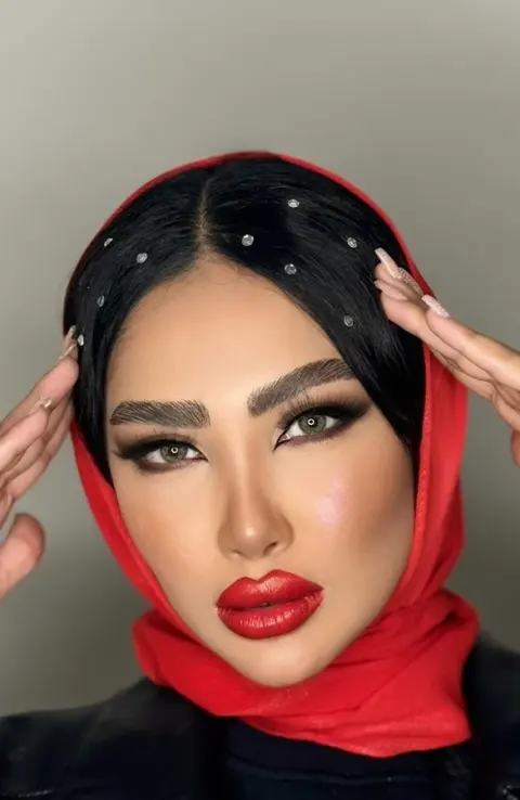 سالن زیبایی عروس رویایی