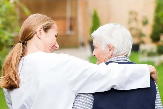 نگهداری از سالمند وکودک فرشتگان باغ امید