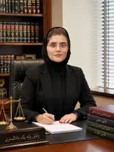 وکیل پایه یک خانم لیلا حسینی برافتابی