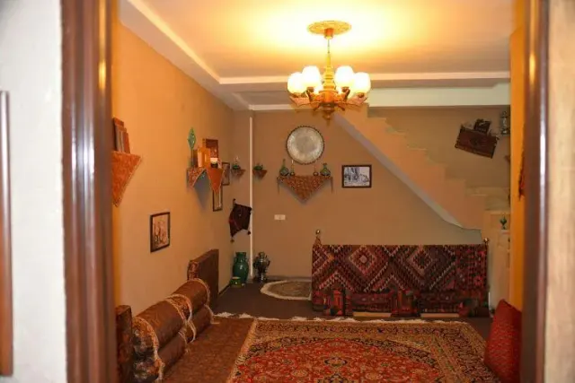 هتل آپارتمان هزار و یک شب