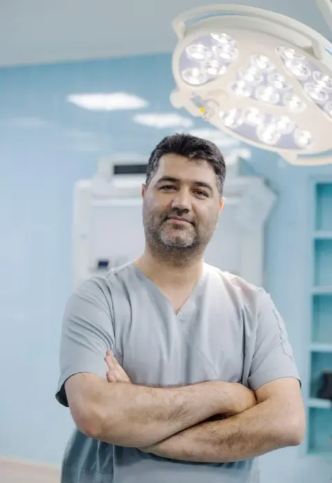 دکتر جواد صاحبی