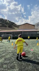 مدرسه فوتبال افرا