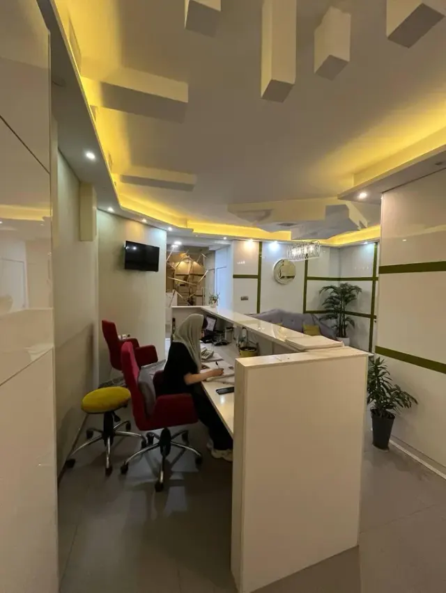 مطب زیبایی پوست و مو گلوریا در رشت