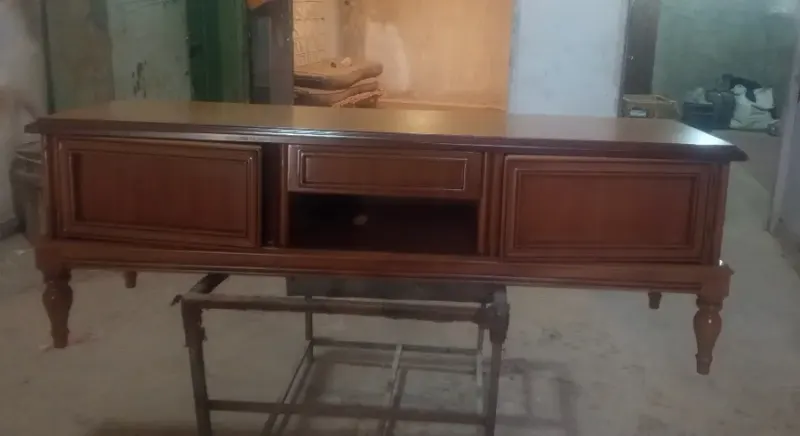 رنگ کاری انواع مصنوعات چوبی