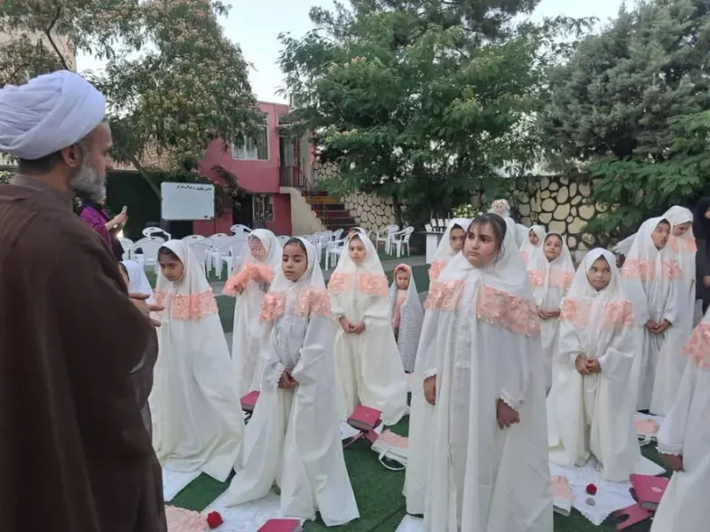 دبستان غیر دولتی دختران شاخص